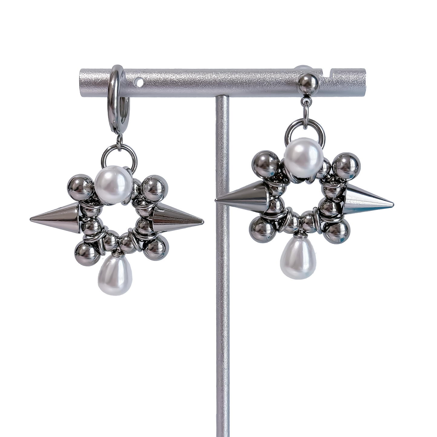 32°C Touch Ear Ring