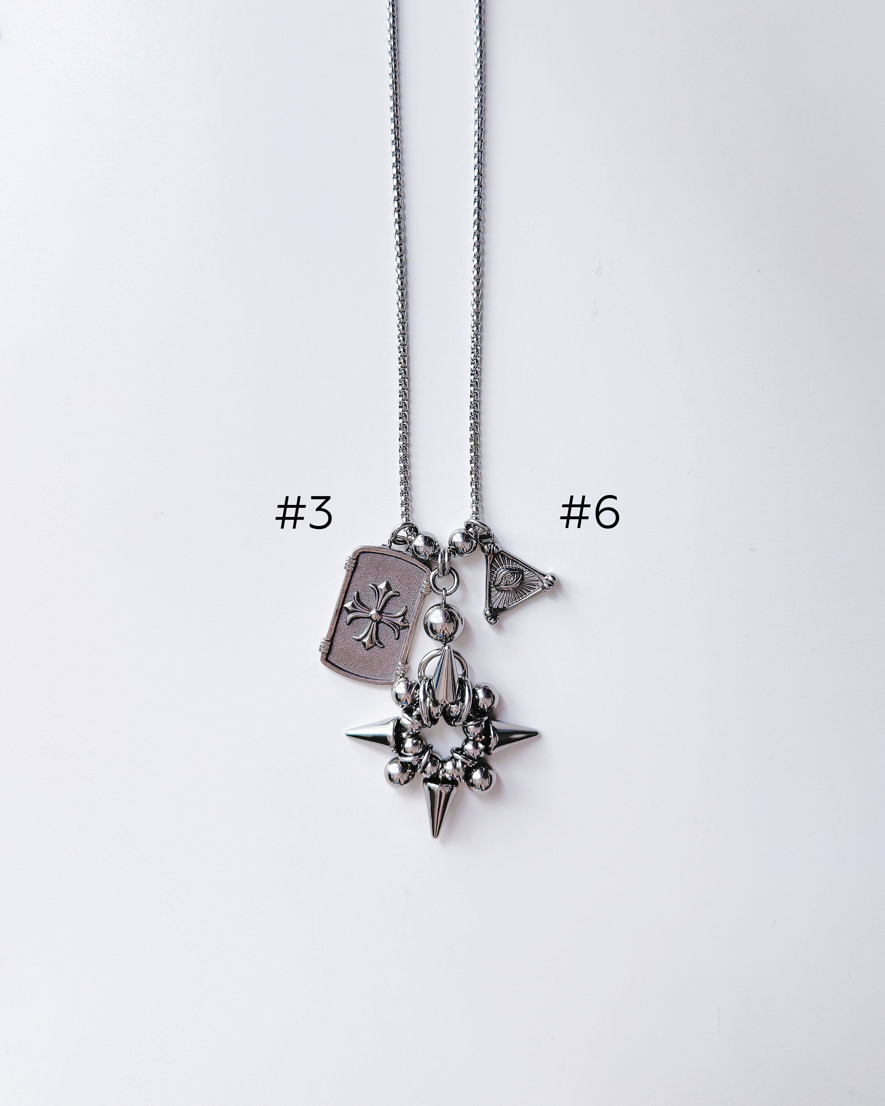 [Long Chain] Facade Necklace Charm Bar