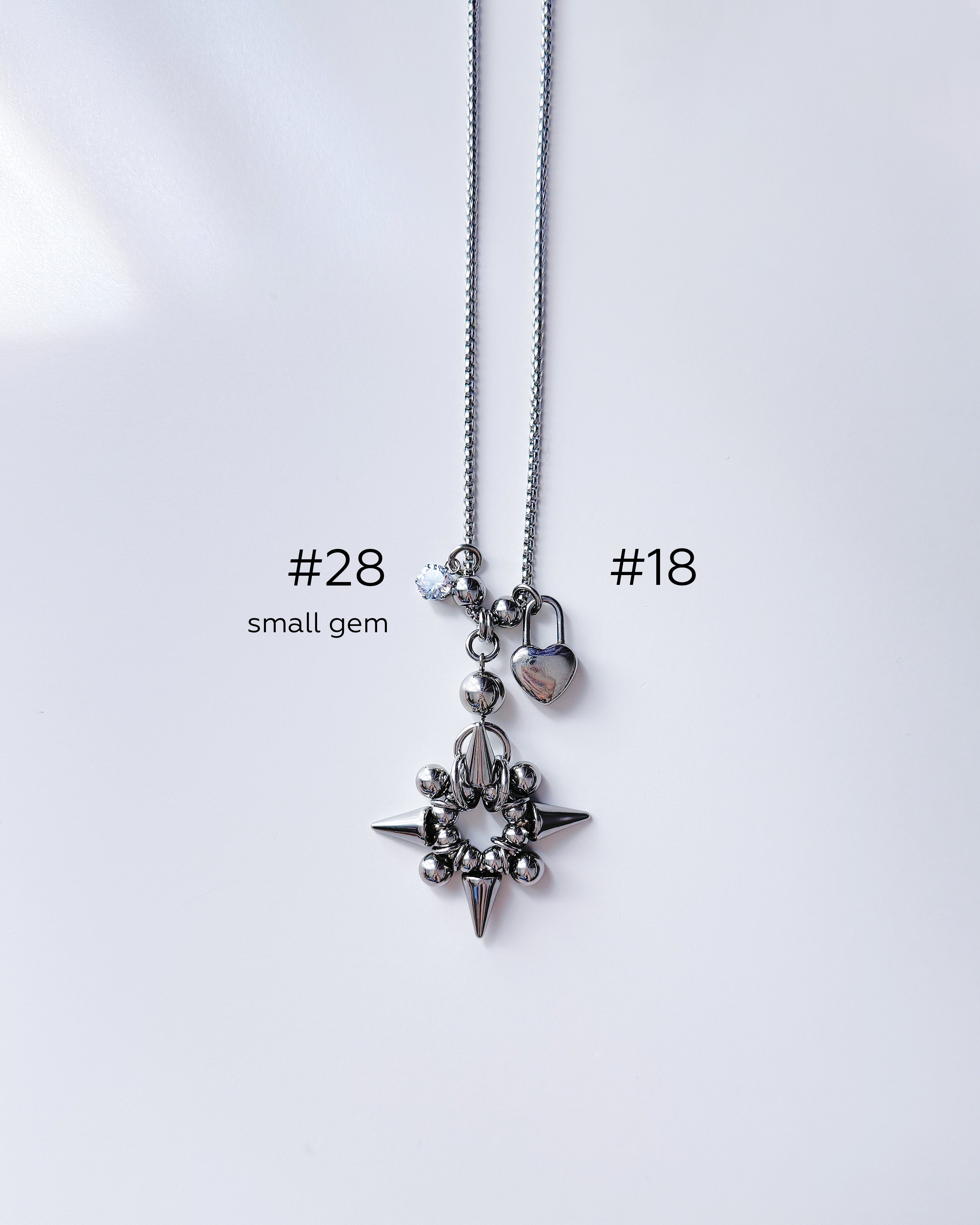 [Long Chain] Facade Necklace Charm Bar