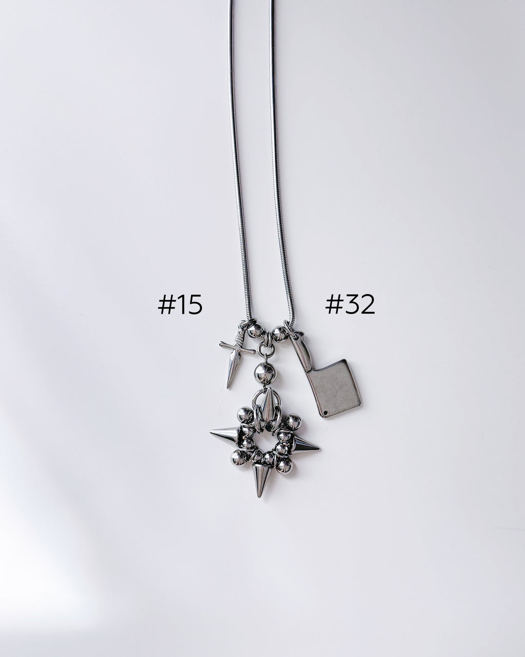 [Long Chain] Facade Necklace Charm Bar