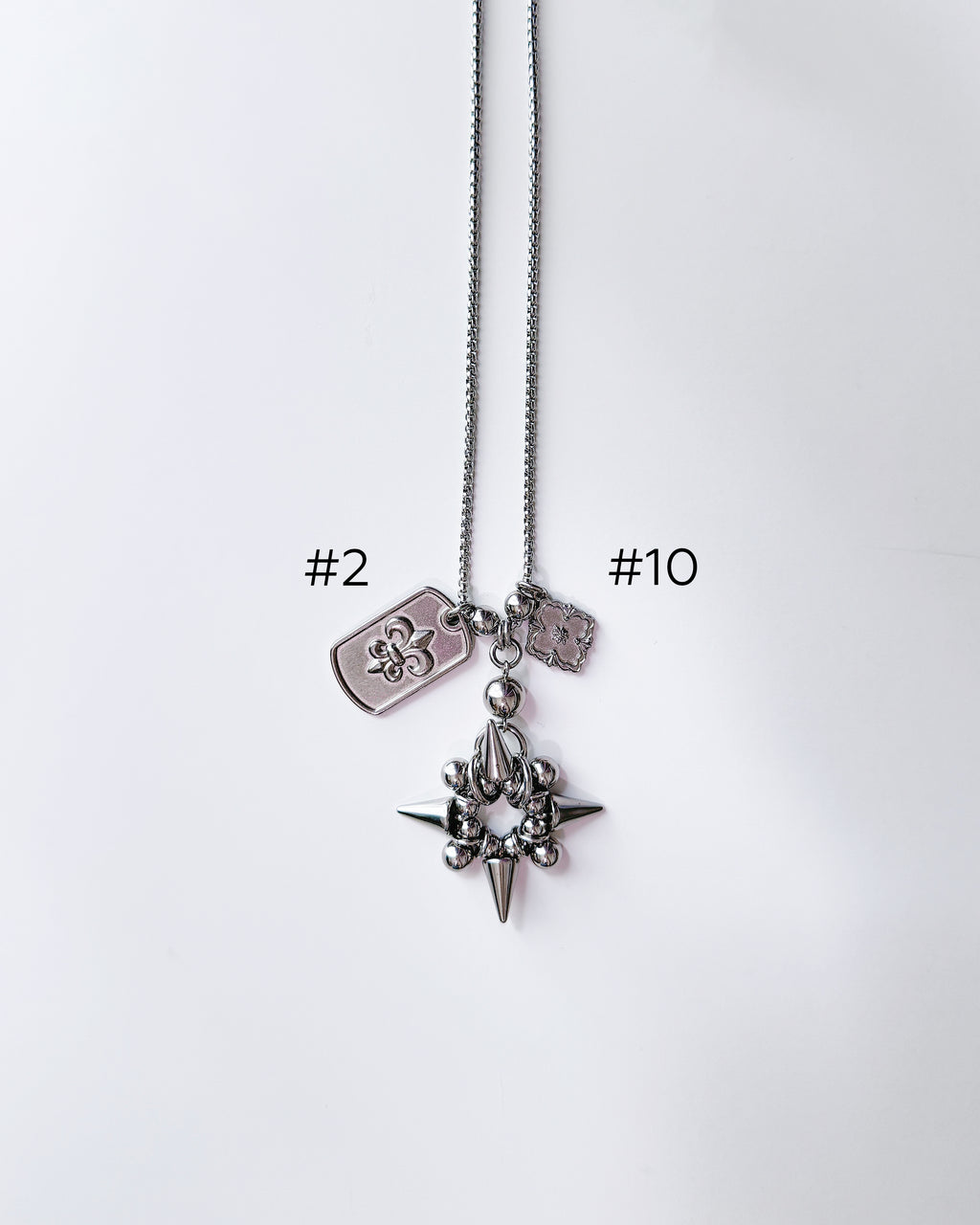 [Long Chain] Facade Necklace Charm Bar