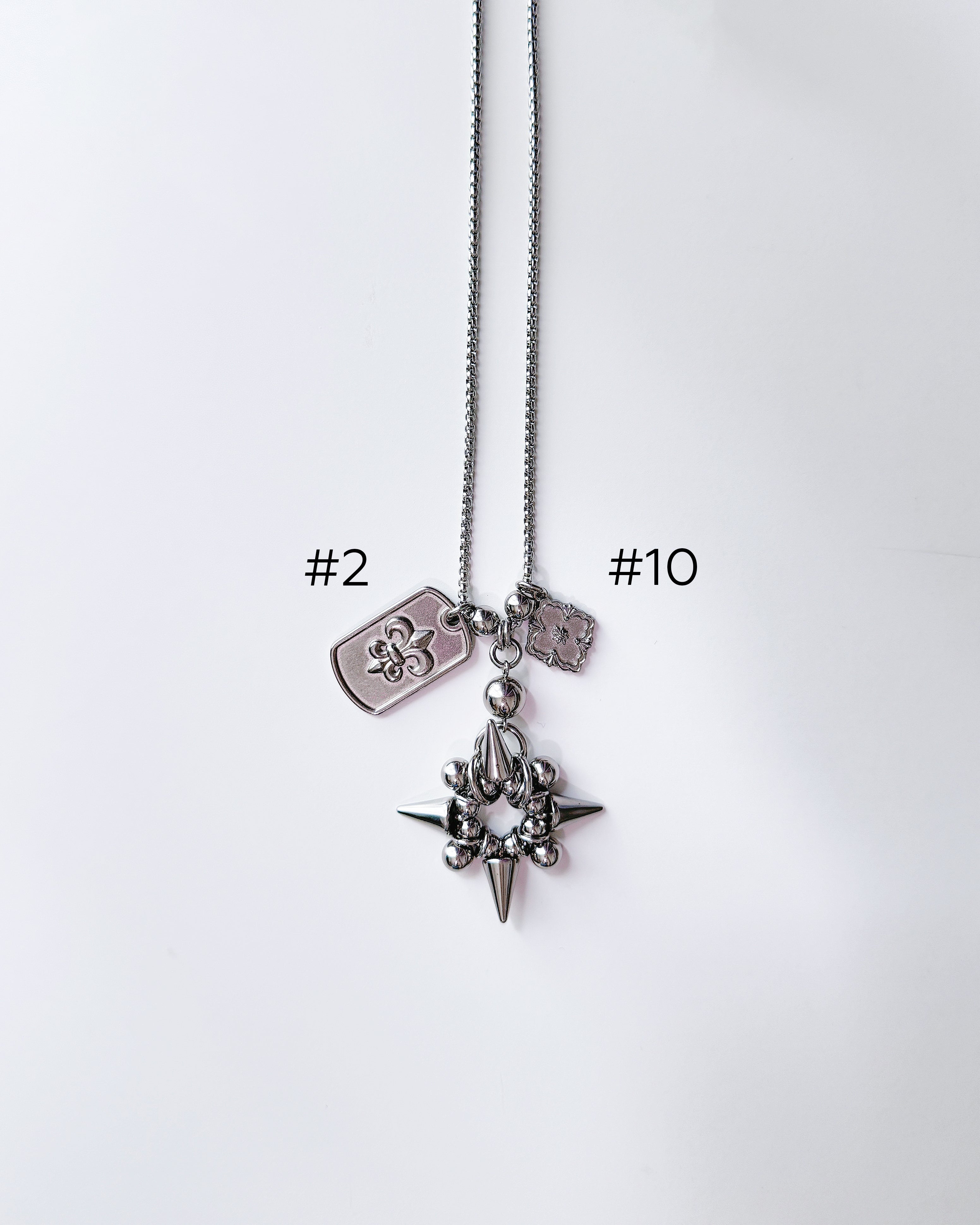 [Long Chain] Facade Necklace Charm Bar
