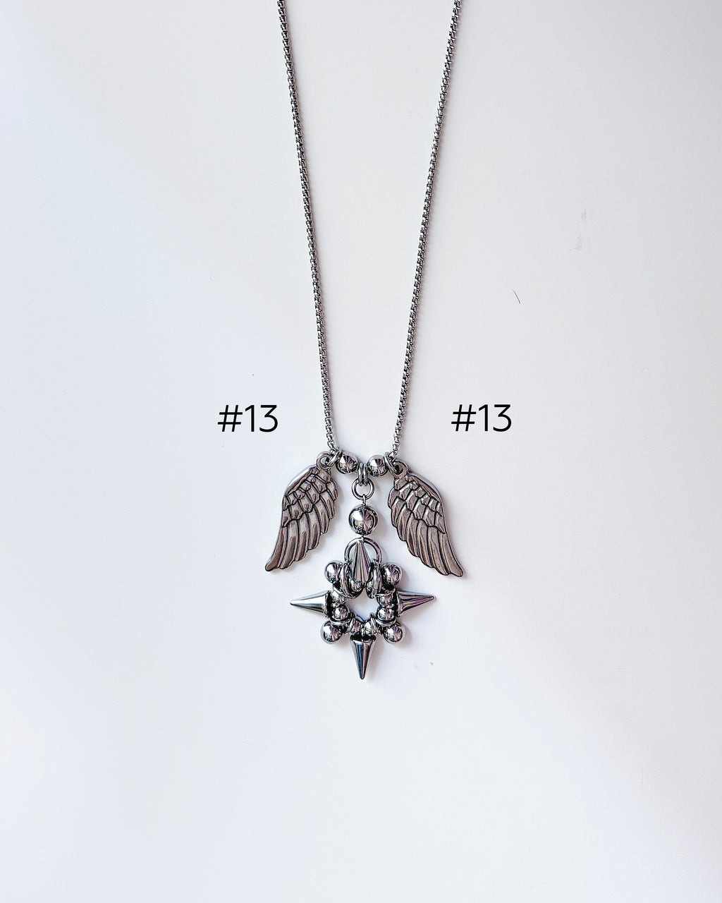 [Long Chain] Facade Necklace Charm Bar