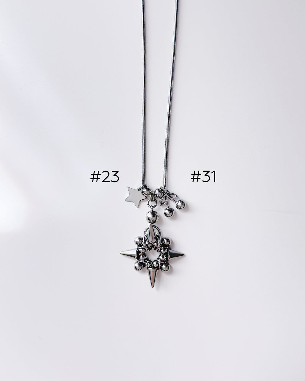 [Long Chain] Facade Necklace Charm Bar