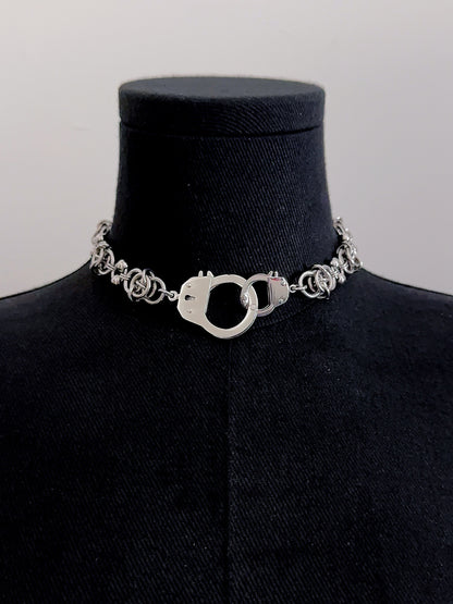 Hand Cuff Choker