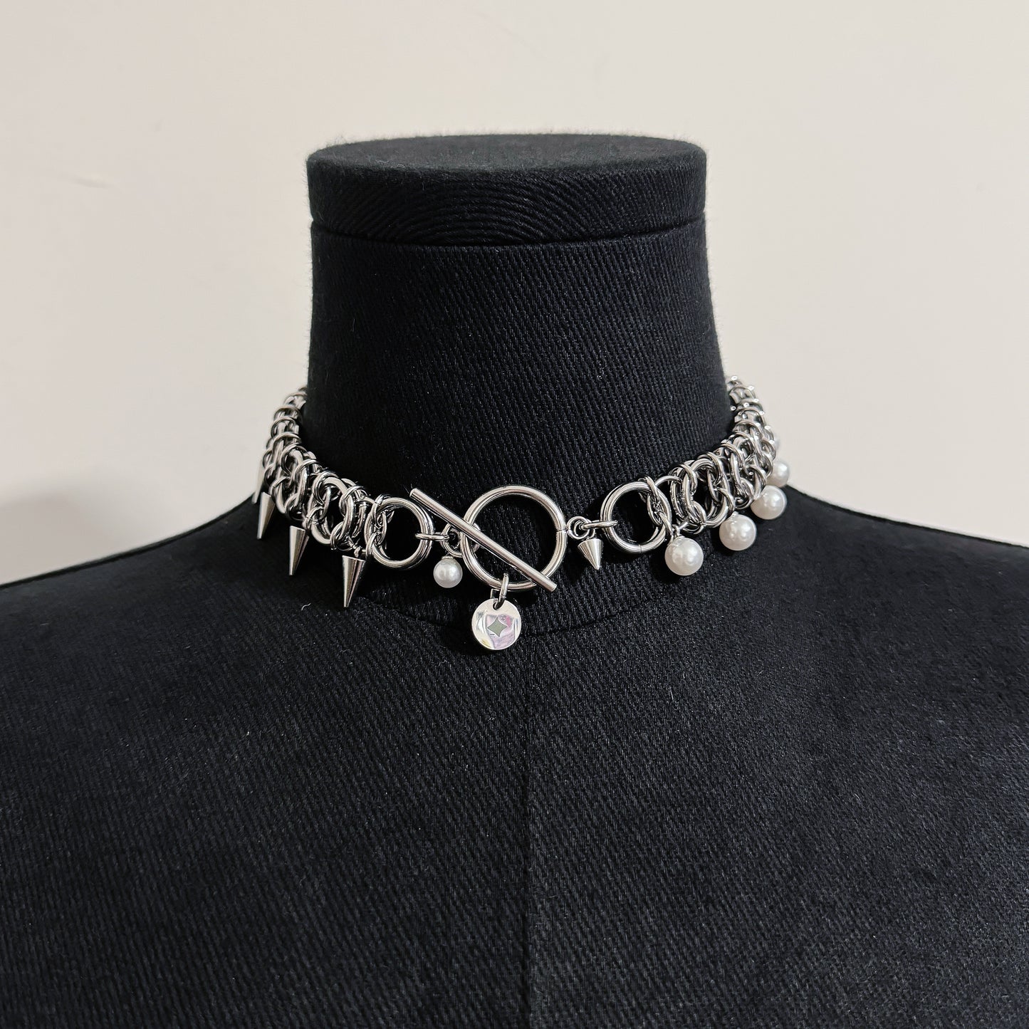 Halfie Choker (Spike and Pearls)