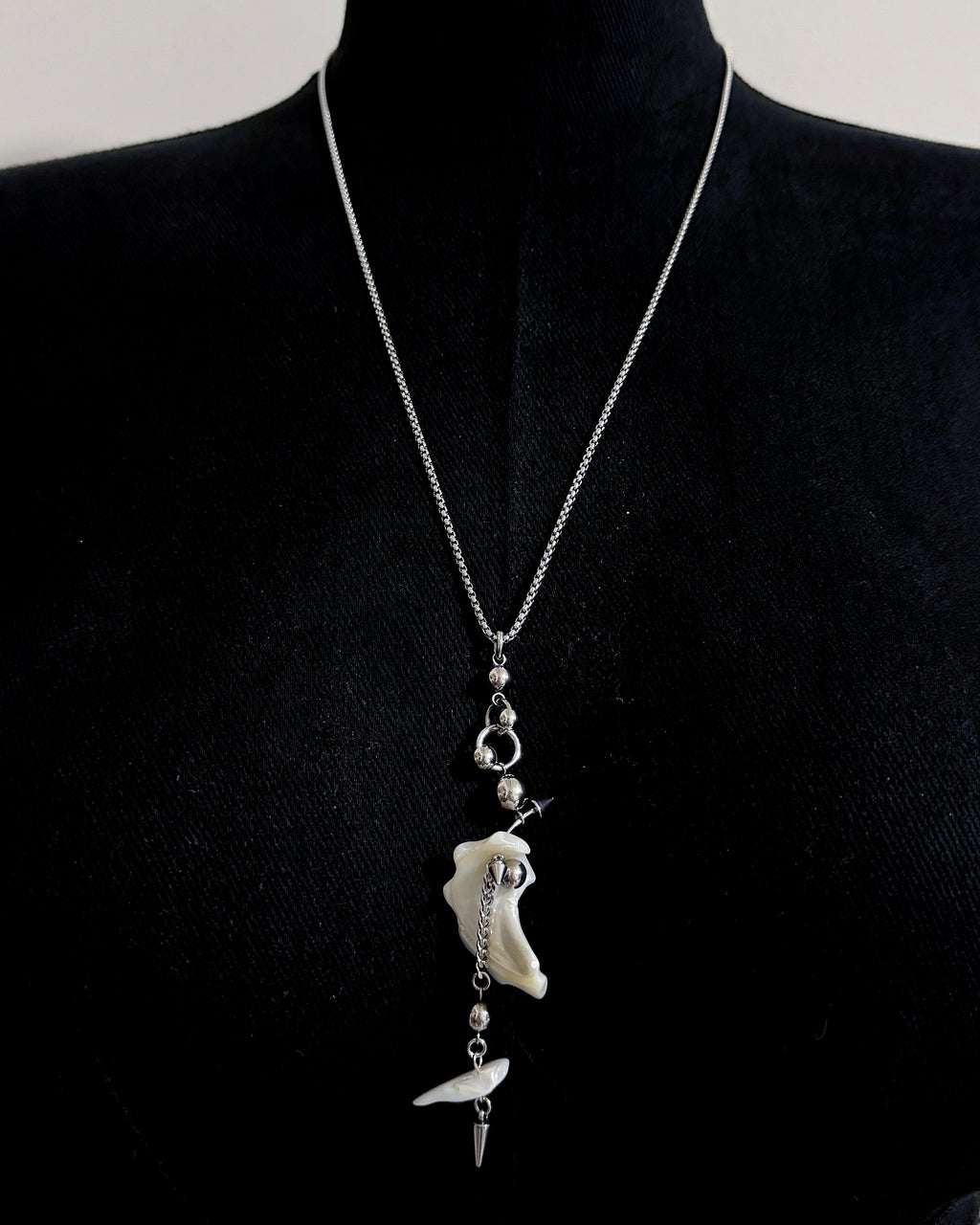 Metal Mix Shell Long Necklace