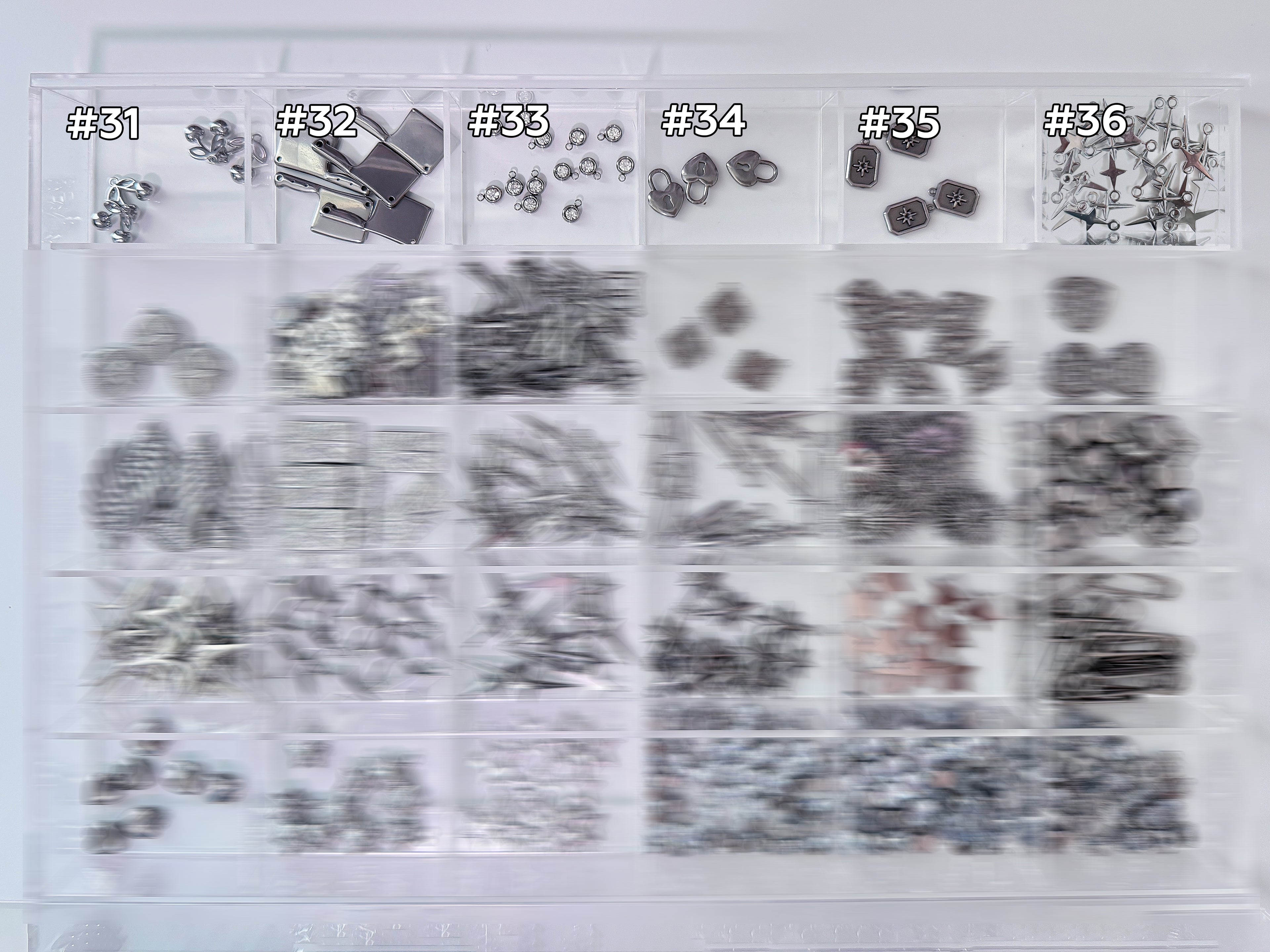[Long Chain] Facade Necklace Charm Bar