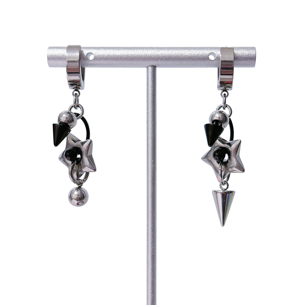 More Stars Ear Ring [Silver/Black]