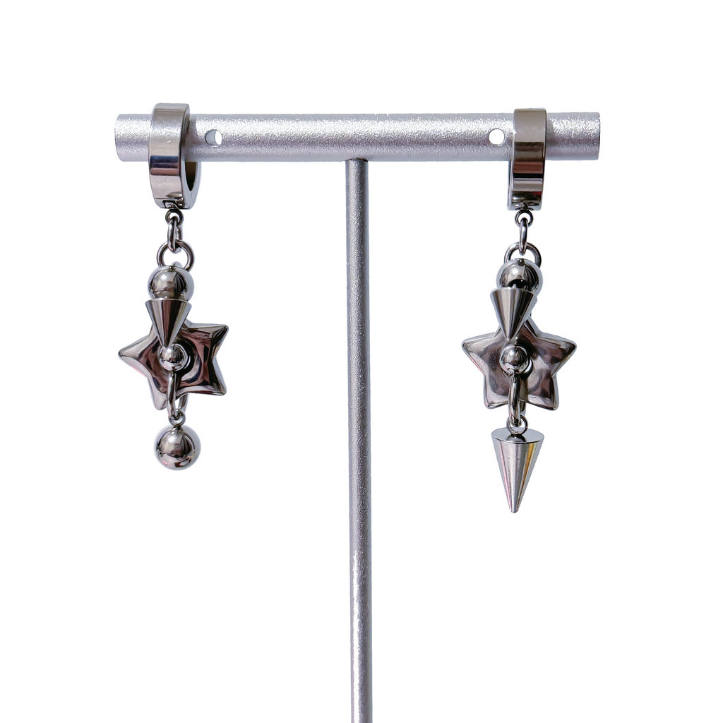 More Stars Ear Ring [Silver/Black]